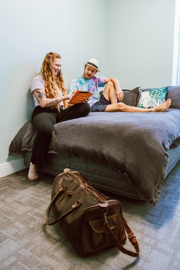 بيت شباب Wanderlust Nz تاورانجا المظهر الخارجي الصورة